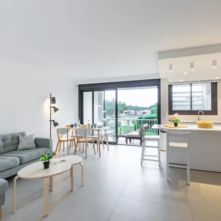 דירה Les Coteaux Du Preconil-4 By Interhome *